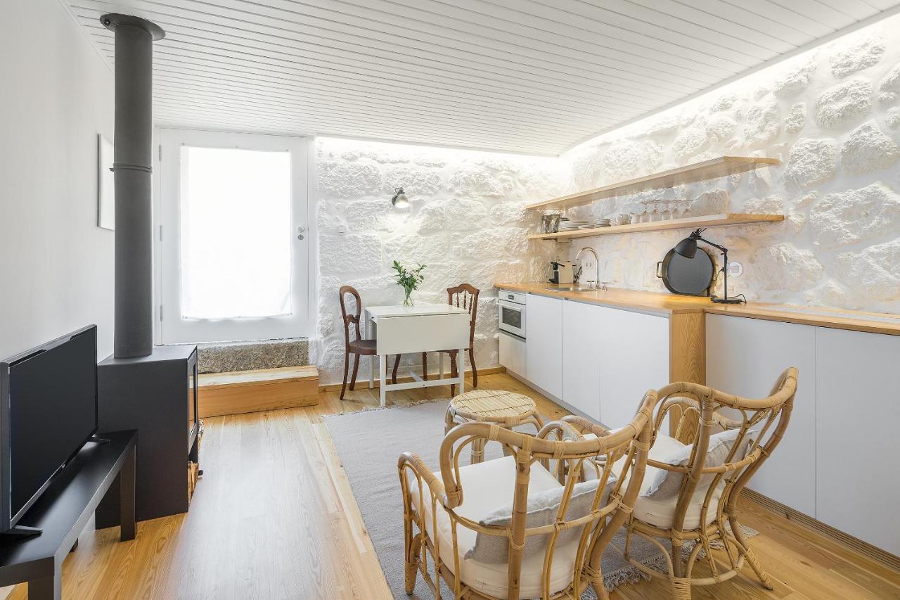 Casas Rossio By Casas Com Estoria Boutique Houses Санта Комба Дао Екстериор снимка